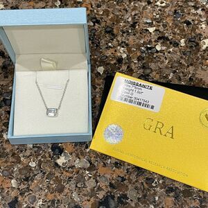 Diamond and sterling silver pendant